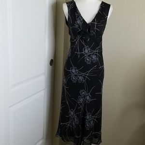 The Limited silk sleeveless dress size 6